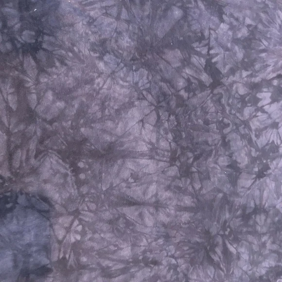 The Mountain "Perfect World" Pit Bull Graphic T-Shirt Size XL Tie Dye Cropped - Picture 4 of 7